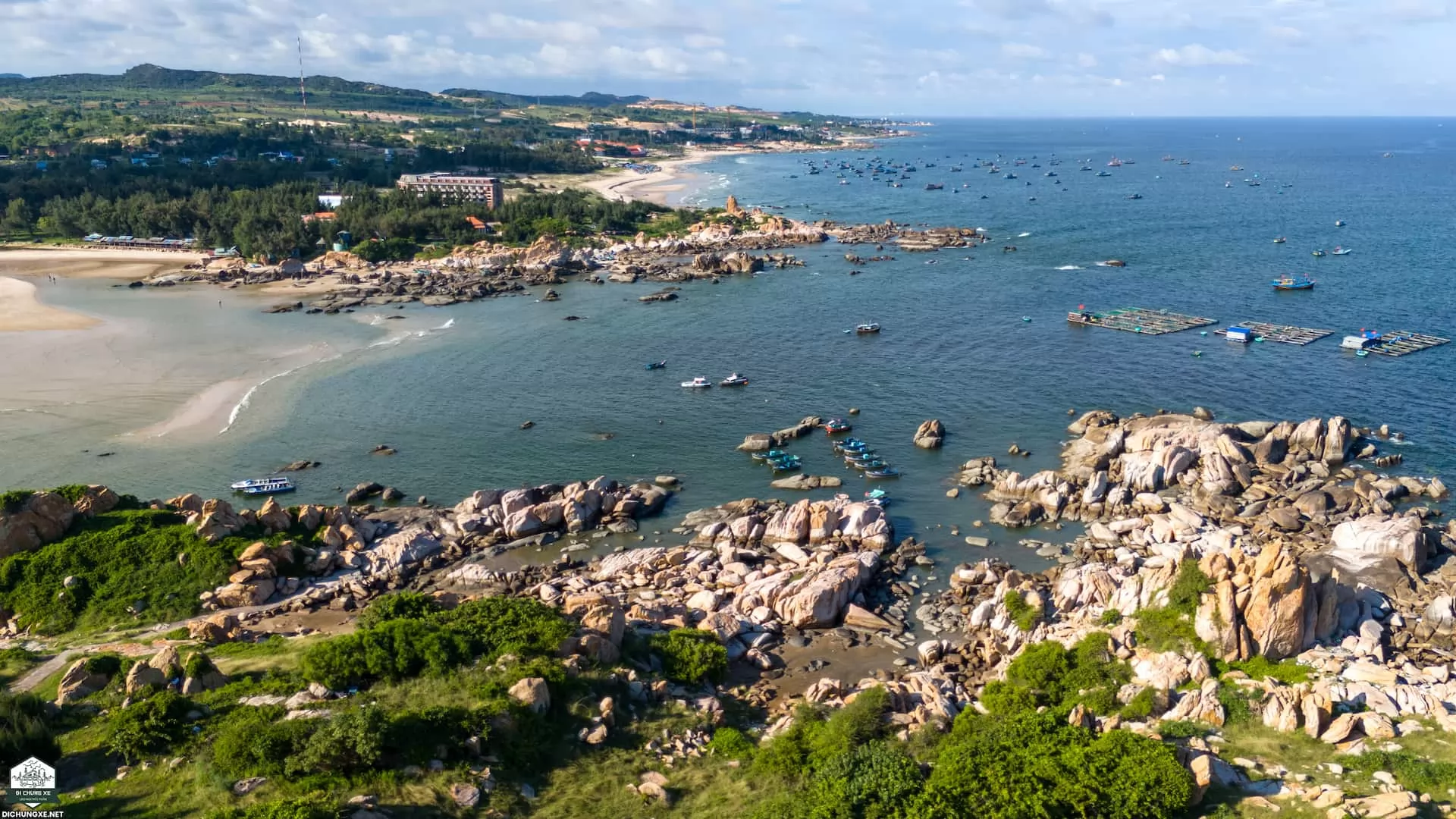 Leo núi Tà Cú - tắm biển Kê Gà