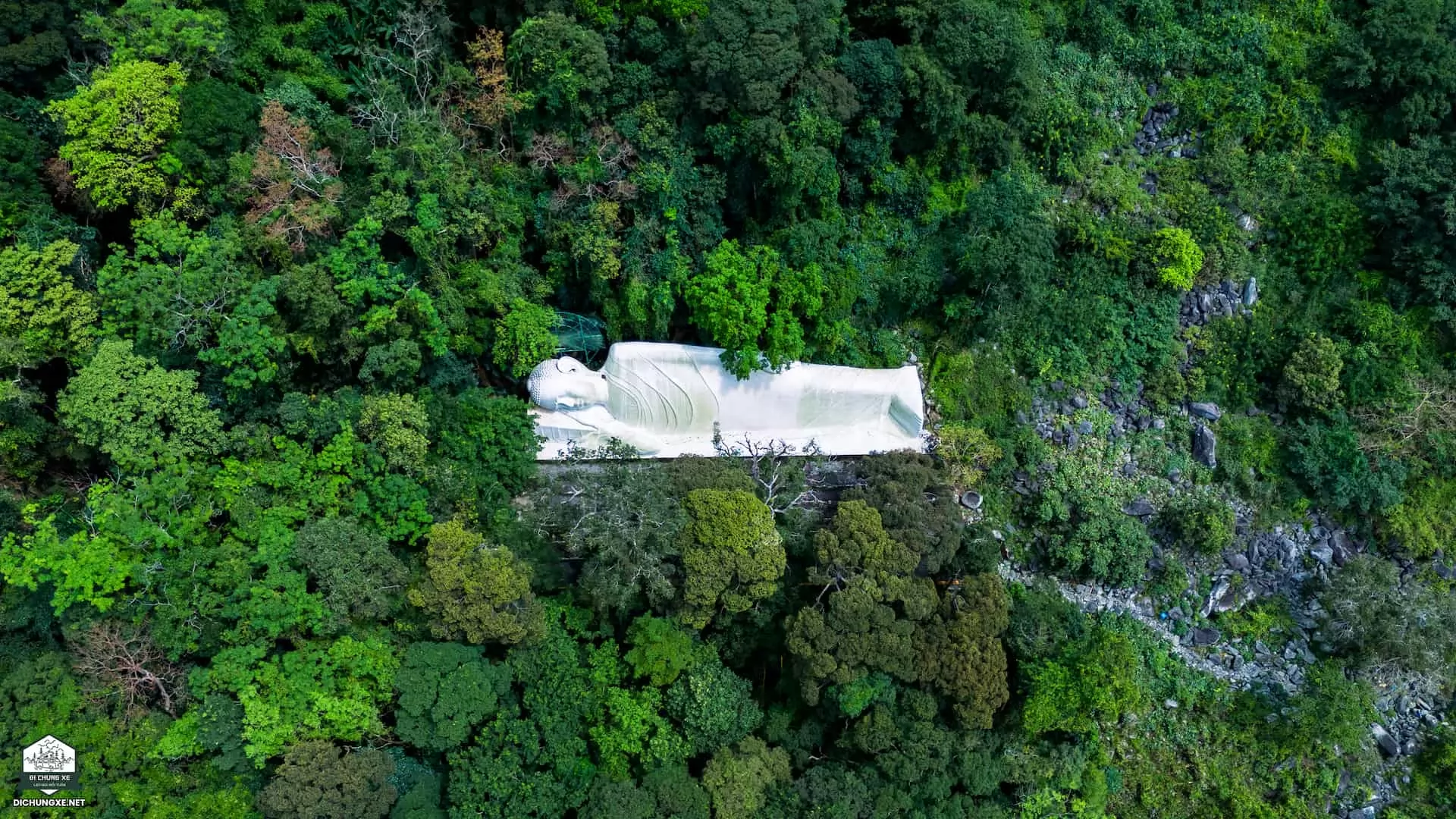 Leo núi Tà Cú - tắm biển Kê Gà