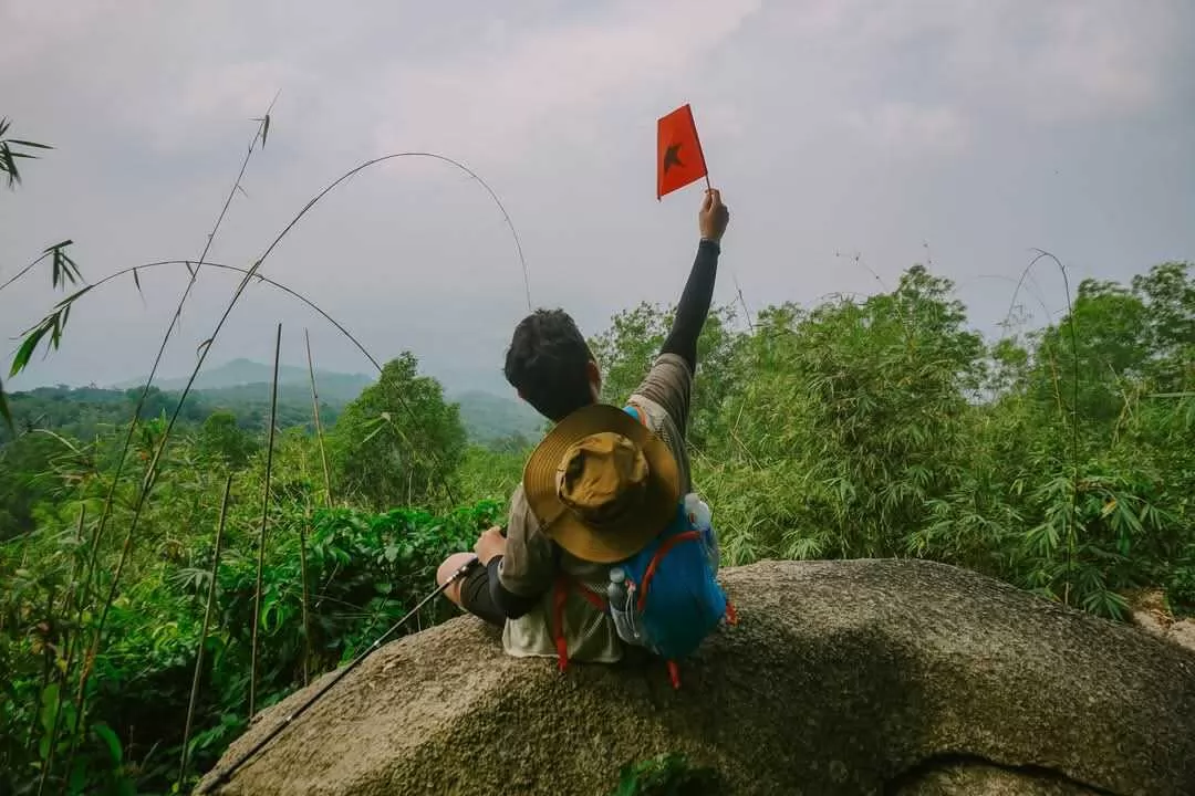 Núi Dinh - sơn thủy hữu tình